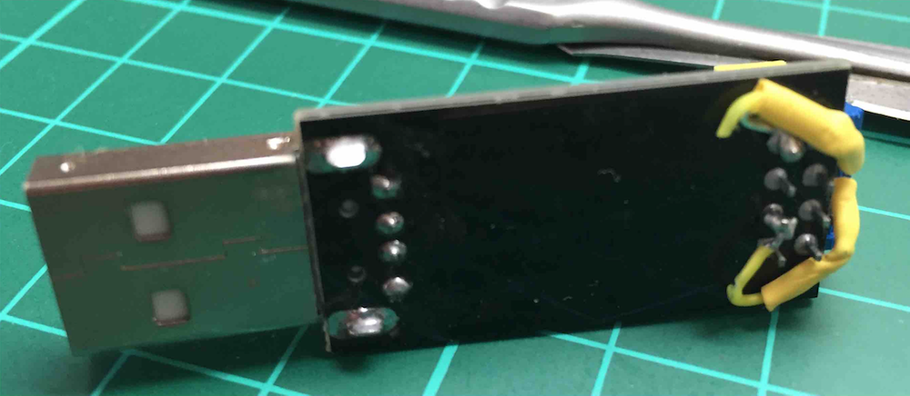 ESP01 Programmer modificatie onderaanzicht ESP01 Programmer modificatie onderaanzicht
