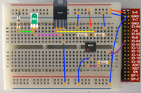 Zo ziet de schakeling er op een 1of!-Solderless bordje uit Zo ziet de schakeling er op een 1of!-Solderless bordje uit